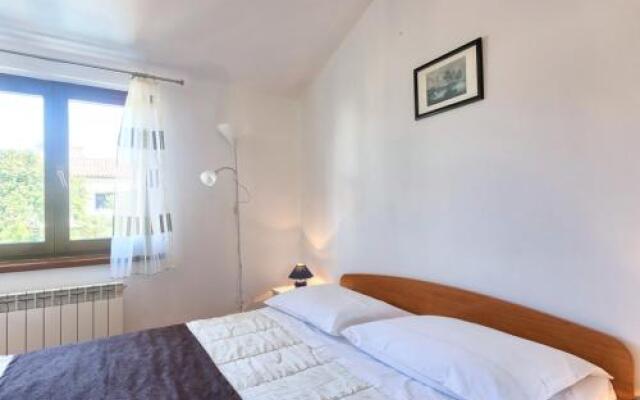 Holiday home Stinjan Prilaz Plazina