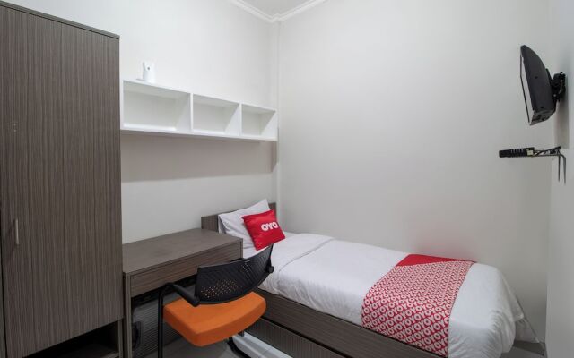 OYO 3253 Sofia Residence