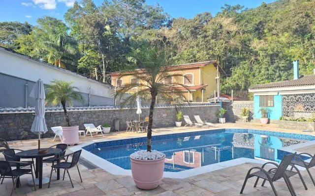 Pousada Lara Mar