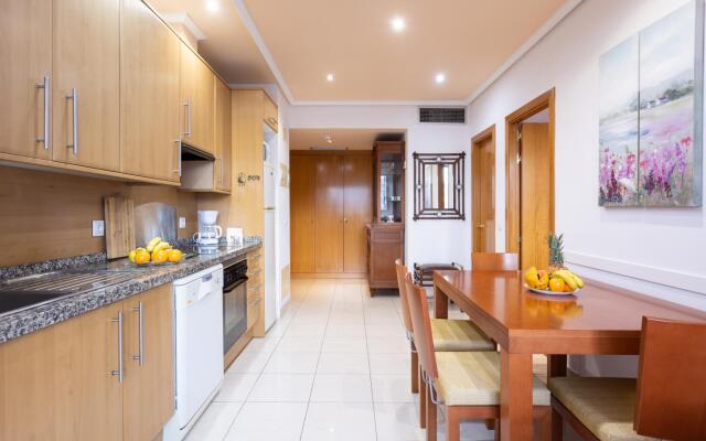 Home2Book Stunning View Apart Floor 25 Santa Cruz