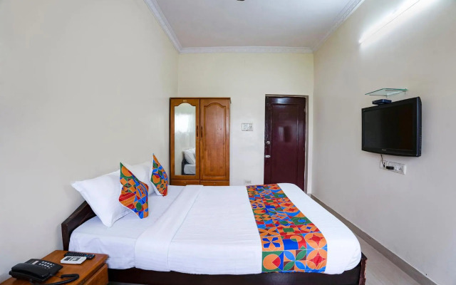 OYO 73610 Home Tree Service Apartment