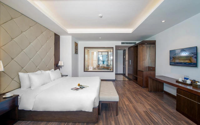 Luxtery Hotel – Guest Rooms – Da Nang