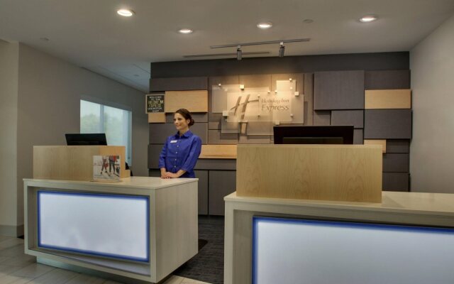 Holiday Inn Express Lexington East - Winchester by IHG
