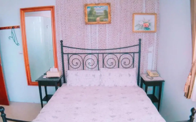 Riverside B&B
