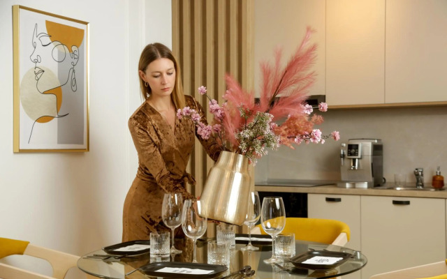 Supernova Royal Residence