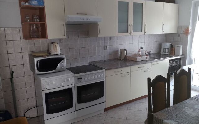 Holiday House Perkic Mm