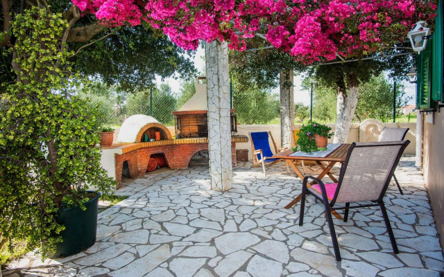 Villa Aelia - A Peaceful And Private Place