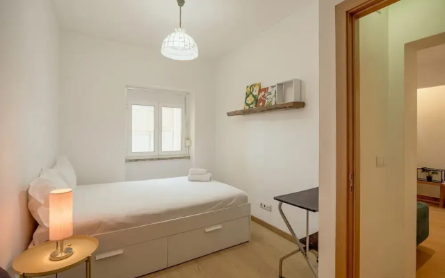 Anjos City Center Apartment by Homing