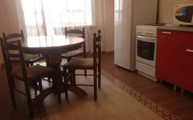 Apartamenty na Ulitsa Dalnevostochnaya 108