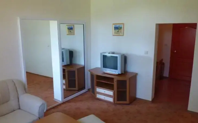 Hostel Arena