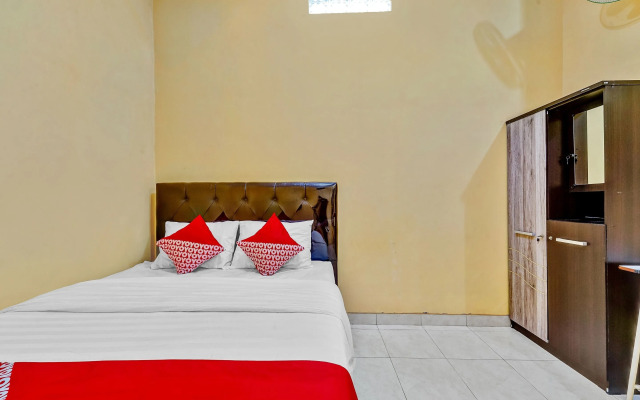 OYO 90768 Endrayanti Inn Syariah