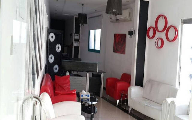 Blancia Hotel Apartment 8