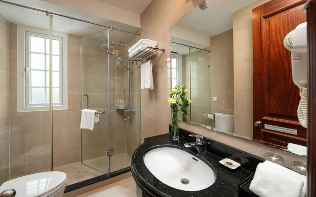 Sunline Hotel