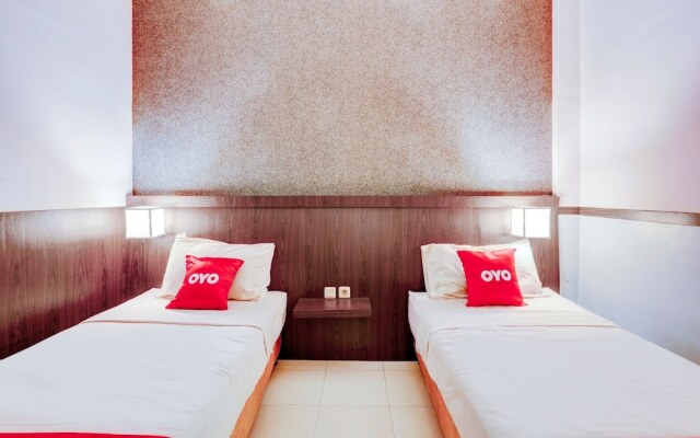 OYO Homes 91083 Desa Wisata Plosokuning Syariah