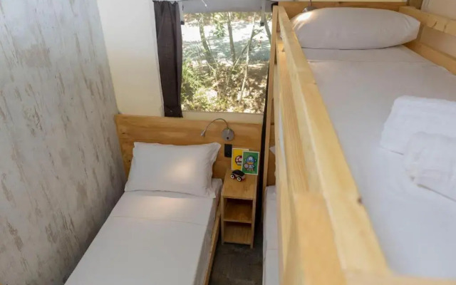 Hu Montescudaio Village