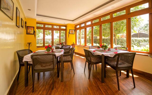 Meltonia Luxury Suites