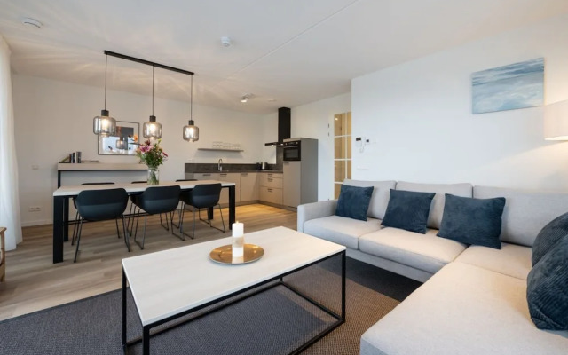 Apartment With Beautiful Views