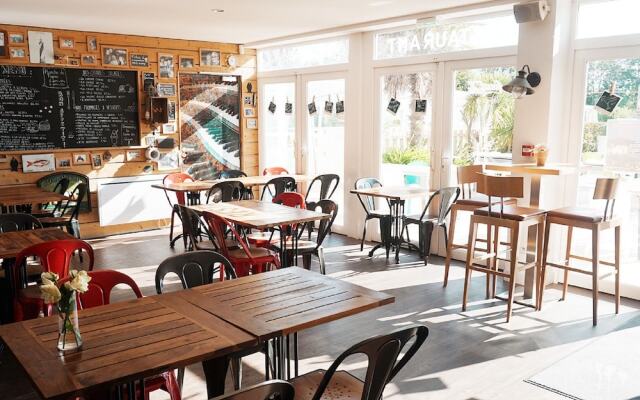 Luxury Mobile Home With Wooden Terrace in Beautiful Normandy