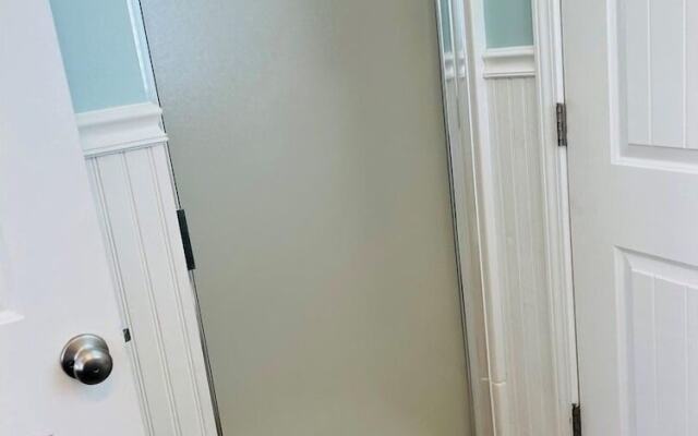 Close Enough 4 Bedroom Home by RedAwning