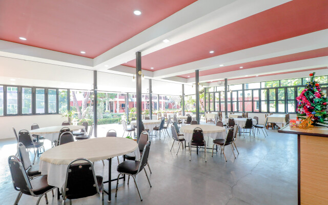 Tong House Resort