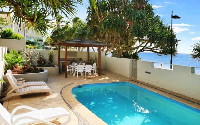 Portofino 4 Beachfront