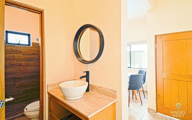 Cozy Stay with onsite Pool Near Malecon