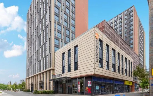Elong Me Anlai Hotel (Shanghai International Tourism Resort Chongxi Road) – Exterior – Shanghai