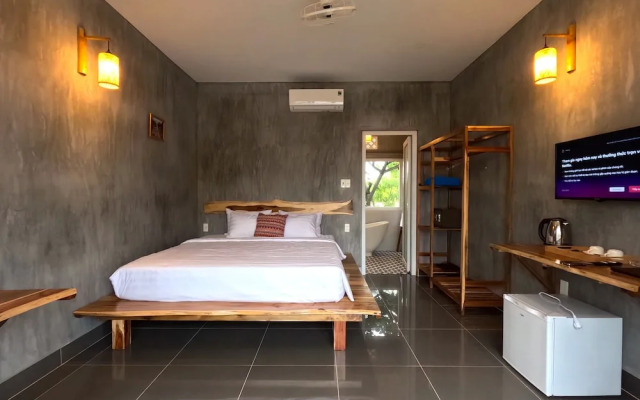 CHARM HON ROM VILLAS by SAZI