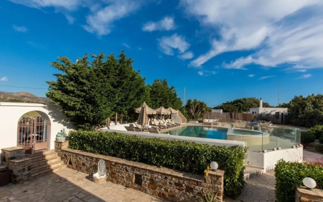 Alyko Villas Luxury Villa