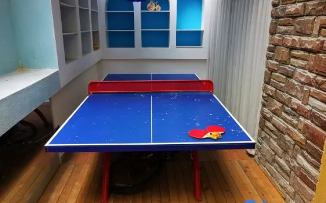 Wuchuan Dongshan Private Language Homestay