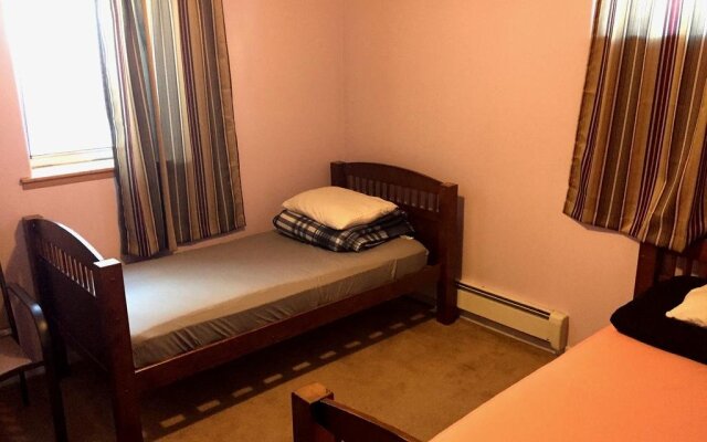 9th Ave Hostel