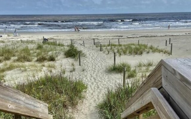 Blessed Peace Duplex - 3 Br Home