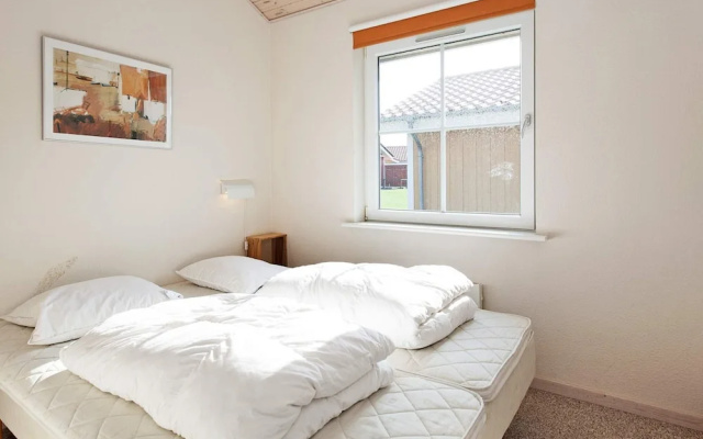 6 Person Holiday Home in Grasten
