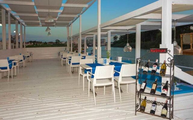 Akpalace Belek Islamic (Non Alcoholic)