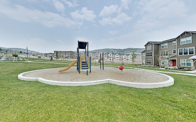 1072wcat 4 Bedroom Home