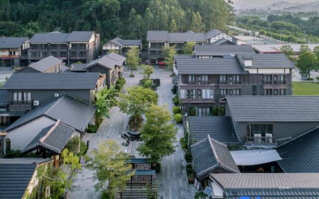 Xinxing Zenyu Town North and South Ju Siheyuan