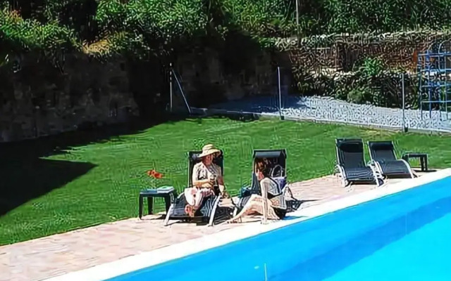 Hotel Rural La Casa de Pasarón