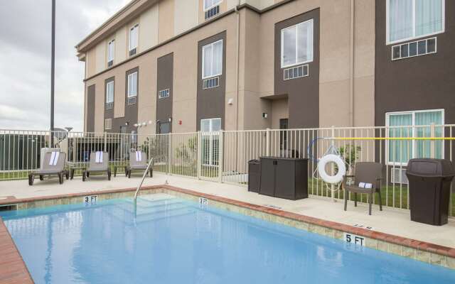 Sleep Inn & Suites