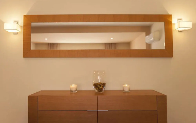 B27 - Luz Bay 2 Bedroom Apartment