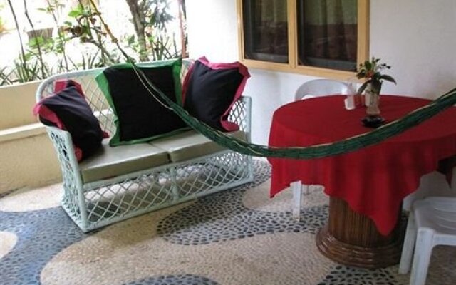 Niu Ohana Garden Resort