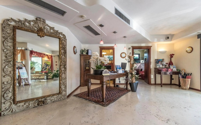 Admiral Hotel Villa Erme