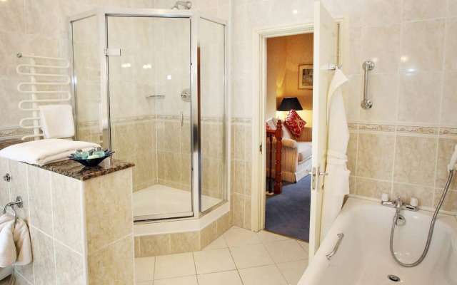 Swinfen Hall Hotel