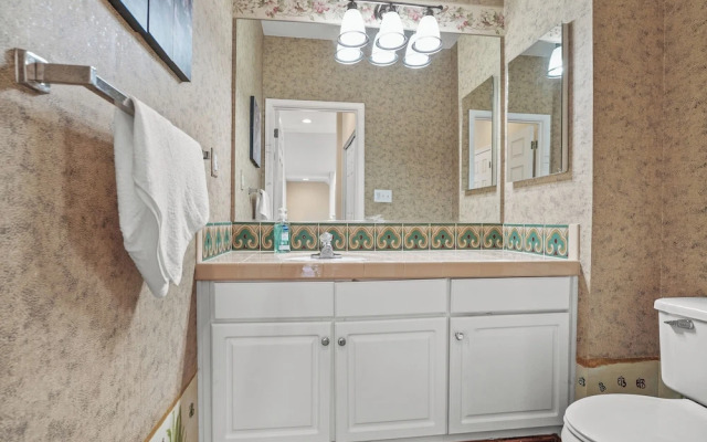 Beautiful Spacious 4BR in Silver Terrace