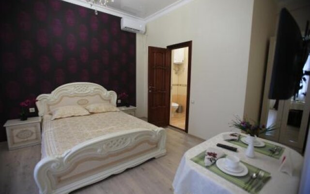 Guesthouse on Gulia 141