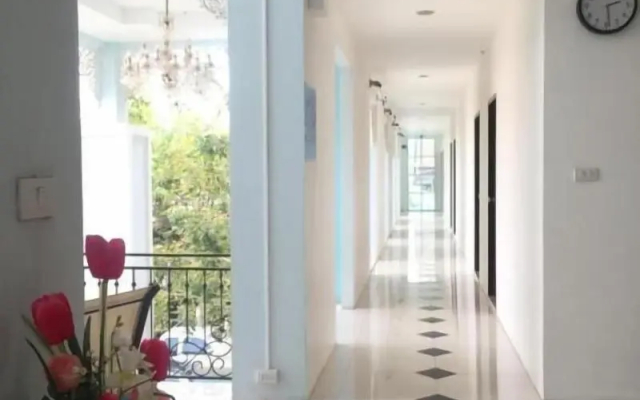 Crystal Nongkhai Hotel