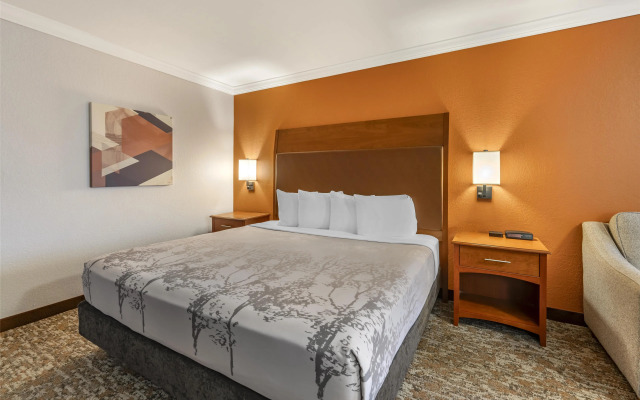 Best Western Angus Inn