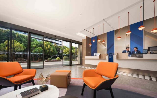 Holiday Inn Express Shanghai Hongqiao Linkong by IHG