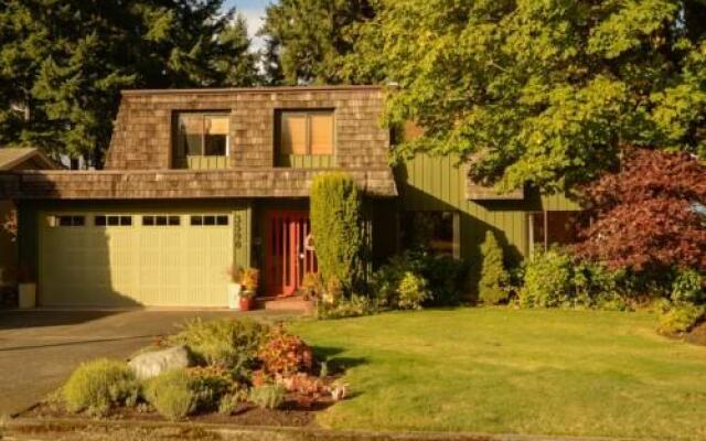 Inntorestin B & B