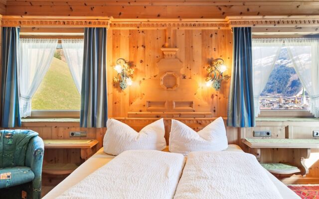 Quaint Villa in Zellberg with Terrace