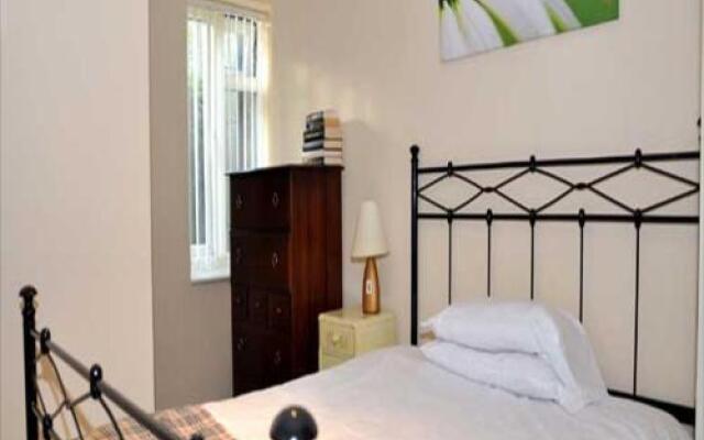 Romsey Oak Farmhouse and Cottages